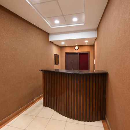 Hotel Mayur Gorakhpur Kültér fotó